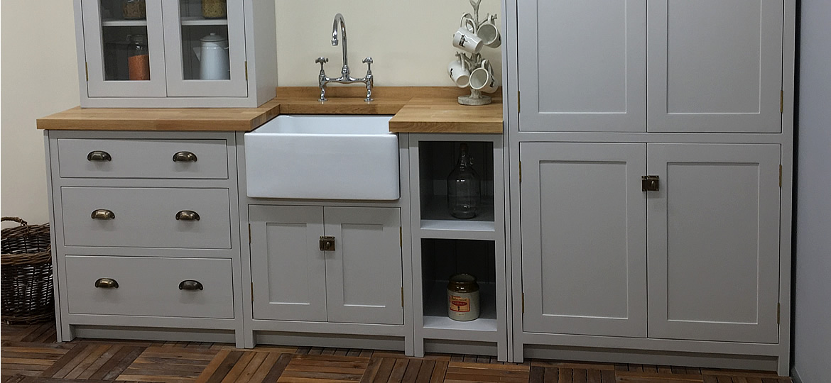 bespoke painted shaker kitchen in little greene french grey eggshell paint