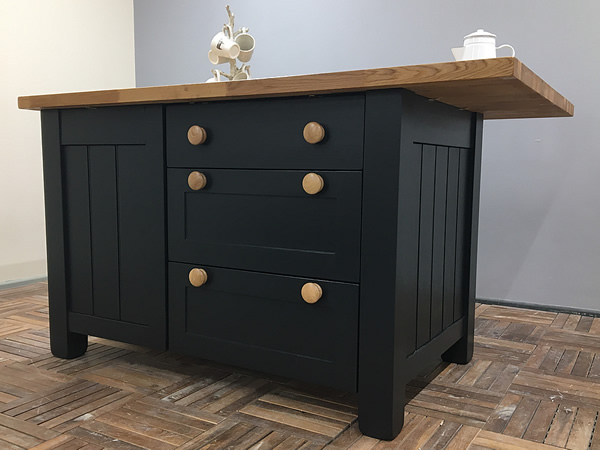 freestanding kitchen island with end breakfast bar